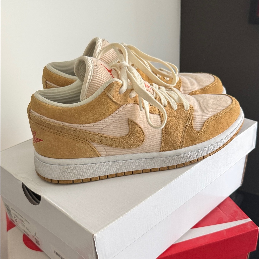 Air Jordan 1 Low